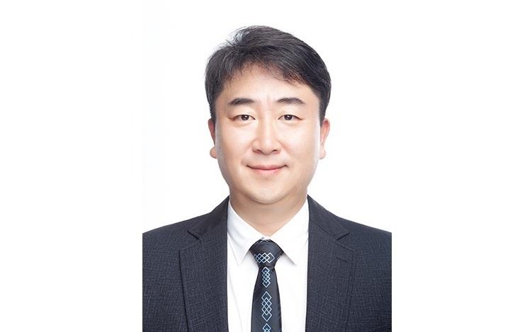 공홍식 사진